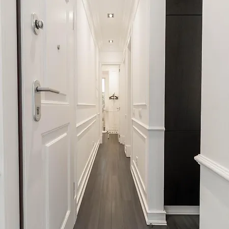 Akicity Santos Astoria Apartment